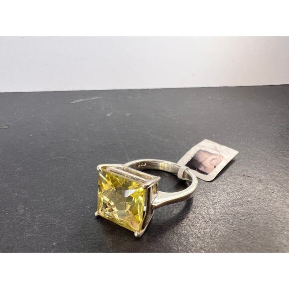 NEW Princess cut lemon quartz sterling silver ring size 7 - Picture 11 of 11